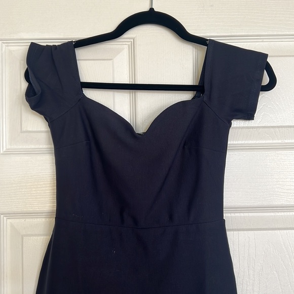Worn once - Lulus dress - Picture 6 of 9